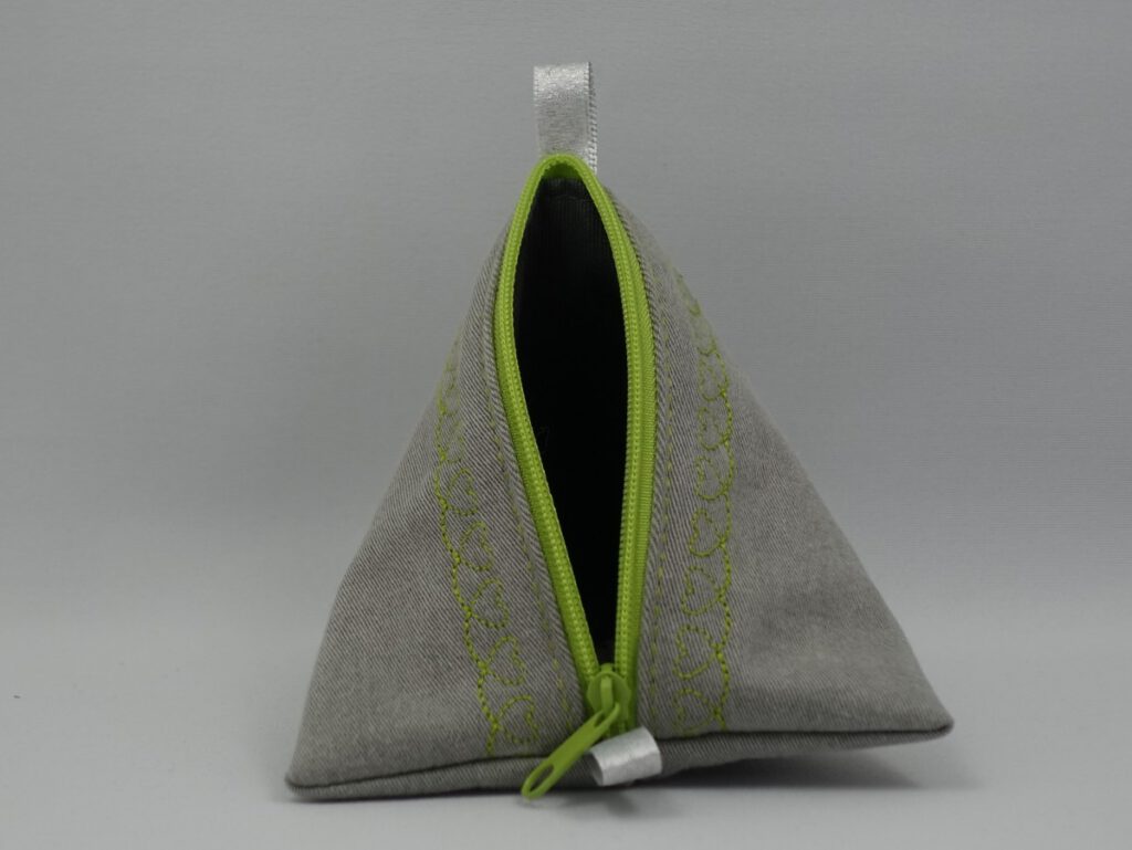dreieckstaeschchen-upcycling-selbstgenaeht