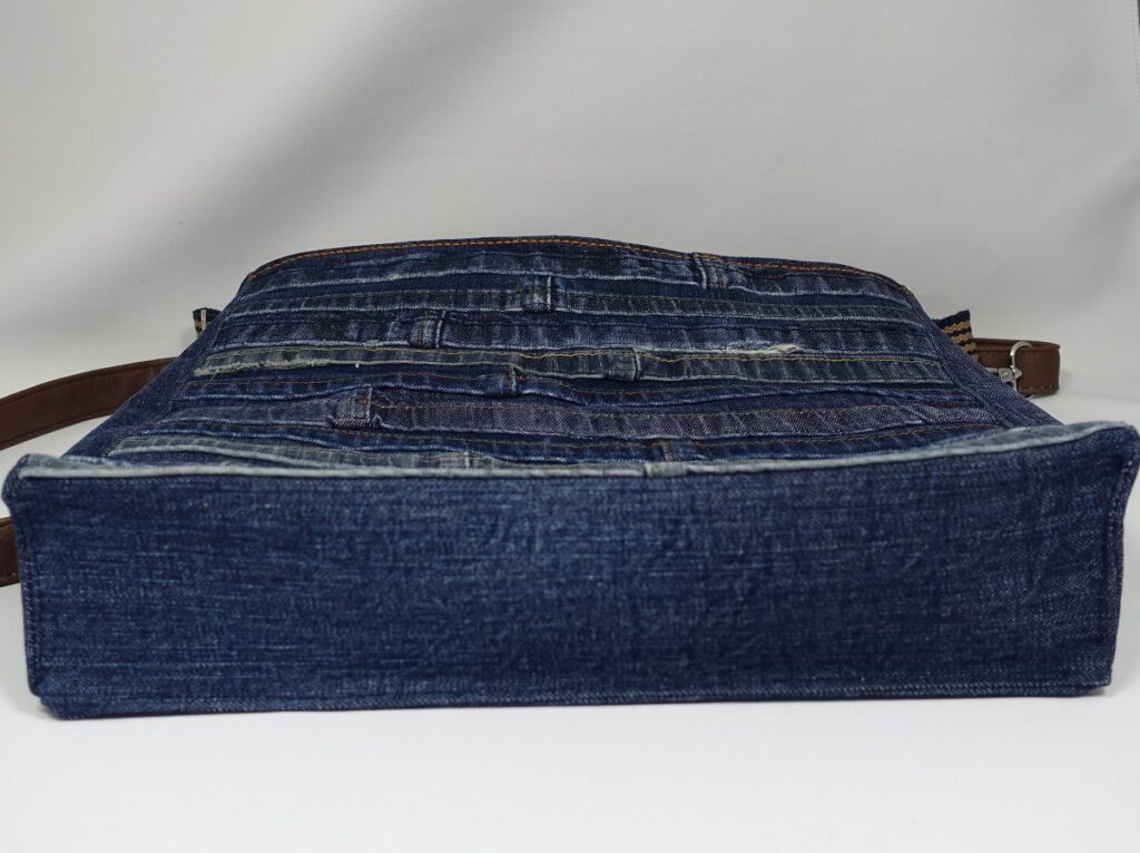 jeanstasche-aus hosensaum-upcycling-selbstgenaeht