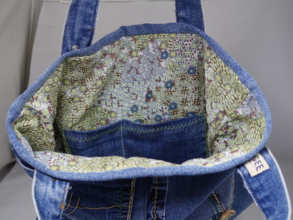 jeanstasche-einkaufstasche-selbstgenaeht-upclycling