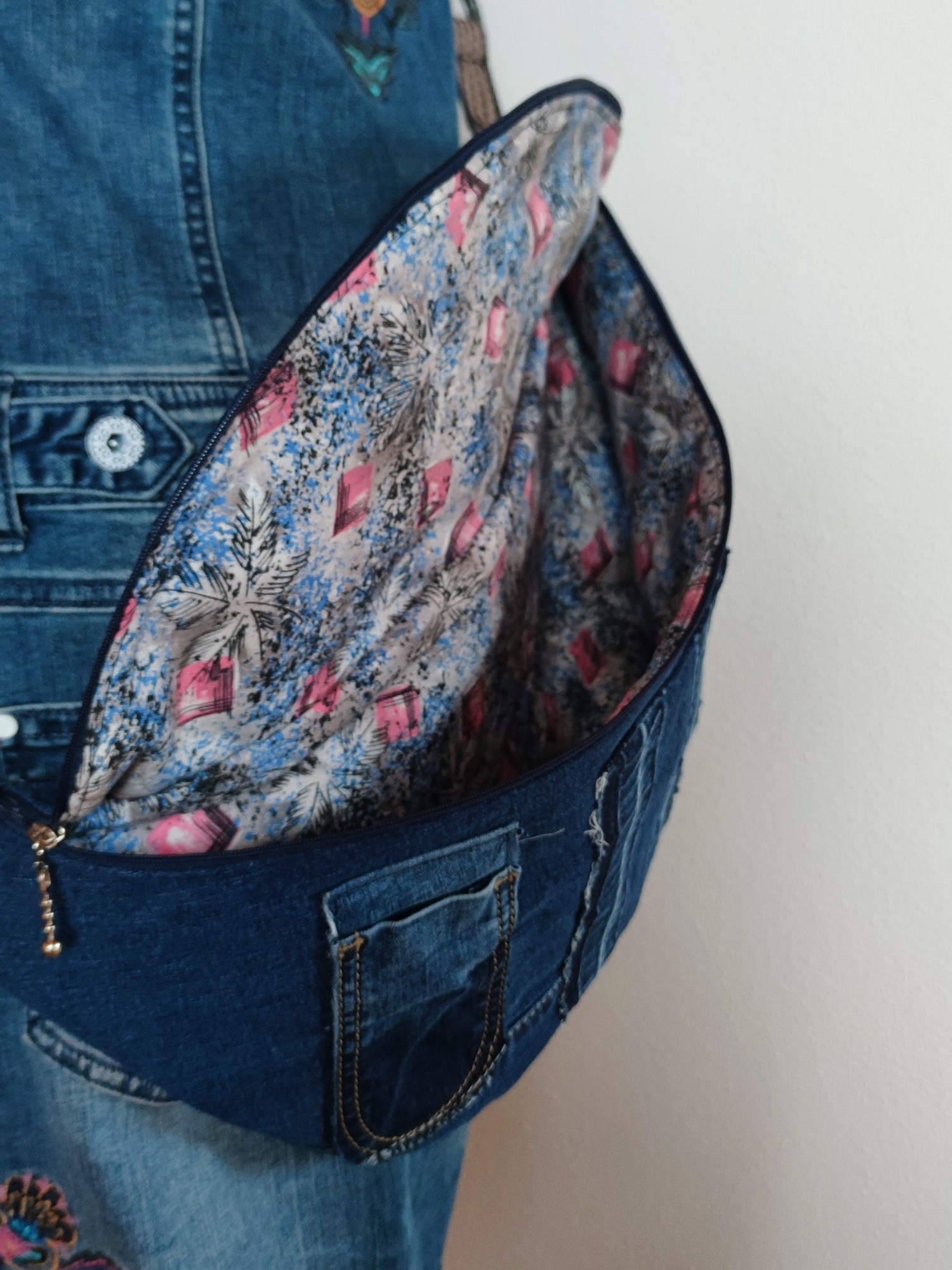 Jeanstasche-crossbag-upcycling-selbstgenaeht
